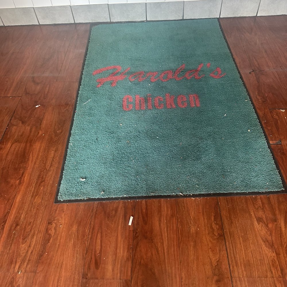 Harold's Chicken Shack #36 - Chicken Wings Near Me - Chicago, Illinois Harold's Chicken Shack #36 - Chicken Wings Near Me - Chicago, Illinois