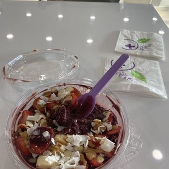 Movita Juice Bar - Sorry it was so good I forgot to take a pic before I started to devour it... - Juice Bars & Smoothies Near Me - Rocklin, California Movita Juice Bar - Sorry it was so good I forgot to take a pic before I started to devour it... - Juice Bars & Smoothies Near Me - Rocklin, California