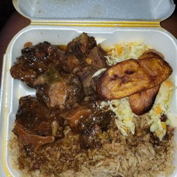 Dutch Pot - Oxtails - Caribbean Near Me - Plantation, Florida Dutch Pot - Oxtails - Caribbean Near Me - Plantation, Florida