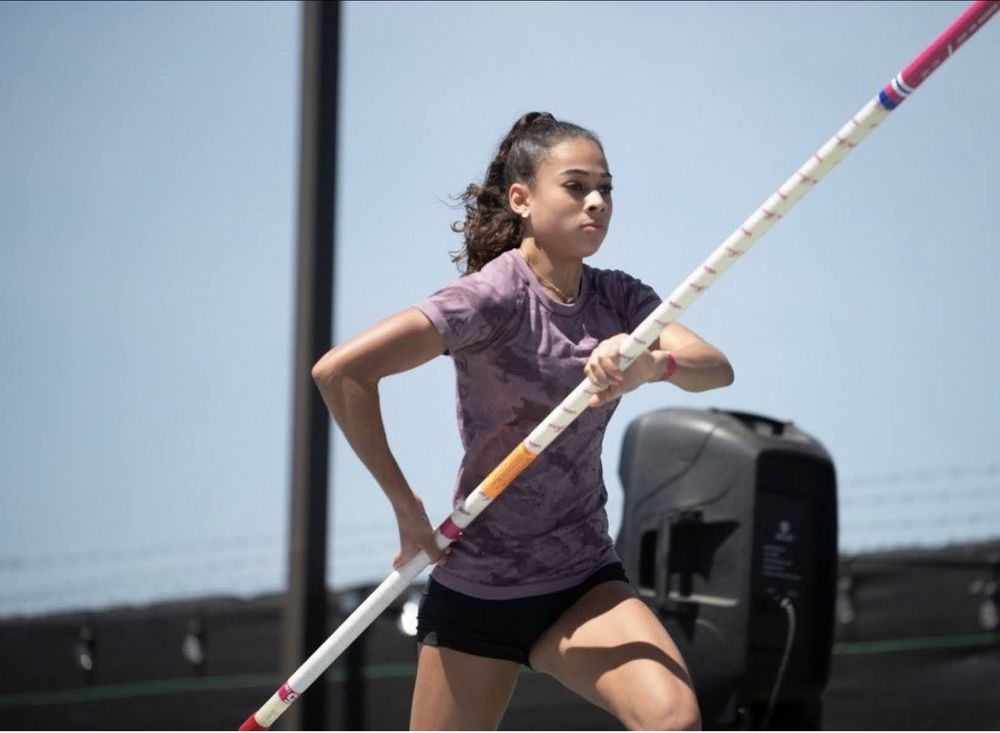 North County Pole Vault Club, Escondido Roadtrippers