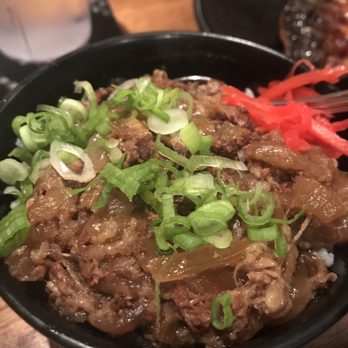Mr Max - Mini Beef Bowl - Sushi Bars Near Me - Irving, Texas
