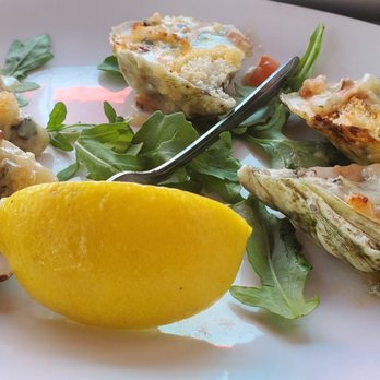 Bay Pointe Waterfront Restaurant - American Near Me - Quincy, Massachusetts Bay Pointe Waterfront Restaurant - American Near Me - Quincy, Massachusetts