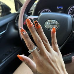 Sunset Glow Nail Spa - Nails by Anne