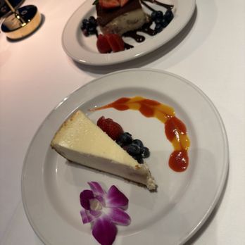 Empire Steak House - Steakhouses Near Me - Honolulu, Hawaii