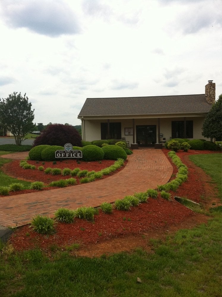 BADIN SHORES RESORT OWNER ASSOC Updated August 2024 1660 Southpoint