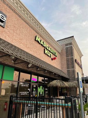 Margarita Hut To Go by null