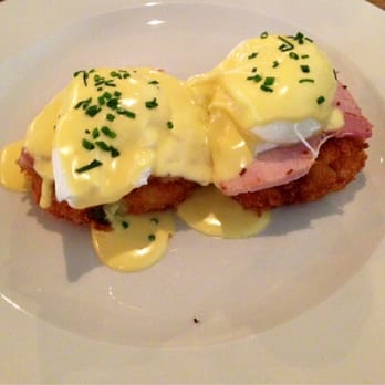 Ozone Coffee - Eggs Benedict - Coffee & Tea Near Me - London, XGL