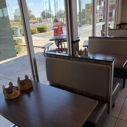 Burger King - Each boot comes with two crowns