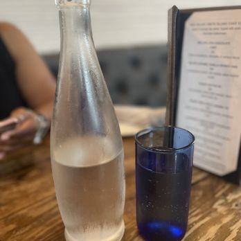Blackwall Hitch - Spring water - New American Near Me - Baltimore, Maryland Blackwall Hitch - Spring water - New American Near Me - Baltimore, Maryland