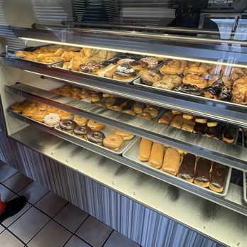Donut Pantry - Donuts Near Me - Fallbrook, California Donut Pantry - Donuts Near Me - Fallbrook, California