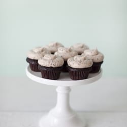 Cookies and Cream Mini Cupcakes