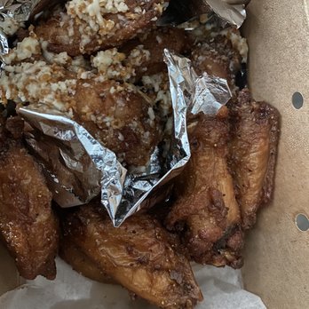 Socal Wings - Carson - Garlic Parmesan and Lemon pepper wings - Chicken Wings Near Me - Carson, California Socal Wings - Carson - Garlic Parmesan and Lemon pepper wings - Chicken Wings Near Me - Carson, California