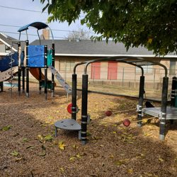 Granada Park United Methodist Nursery School & Kindergarten - Upper yard