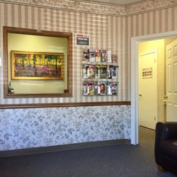 Derek Kolander, DDS - Reception area with patient Wifi