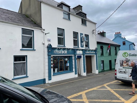 The Fish Box / Flannery's Seafood Bar by null