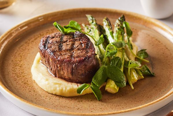 Saint & Second by null