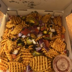 The Rose And Crown - French fry nachos