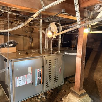 Zephyr Heating & Air Conditioning - Some attic work. - Heating & Air Conditioning/HVAC Near Me - Northridge, California Zephyr Heating & Air Conditioning - Some attic work. - Heating & Air Conditioning/HVAC Near Me - Northridge, California