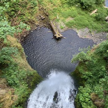 Multnomah Falls - Hiking Near Me - Bridal Veil, Oregon Multnomah Falls - Hiking Near Me - Bridal Veil, Oregon