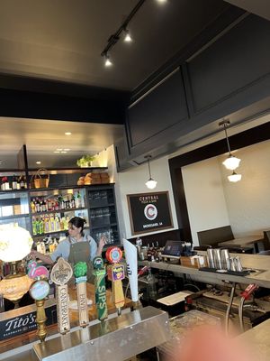 CENTRAL Pizza + Bar Lafayette by null