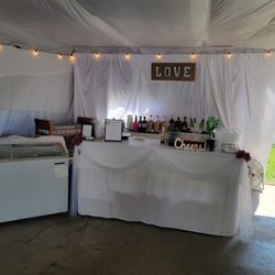Green Bay Bartenders - Backyard Wedding bar Setup