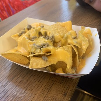 Momma’s Tacos - Nachos - Mexican Near Me - New Milford, Connecticut
