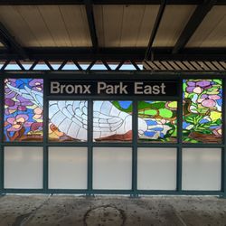 Metropolitan Transportation Authority - Bronx Park East Subway Station (2,5) - Candida Alvarez "B is for Birds in the Bronx" 2026, Outbound Platform