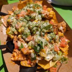 Barrio - Chicken nachos.