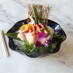 Yoshi Sushi - Sashimi special