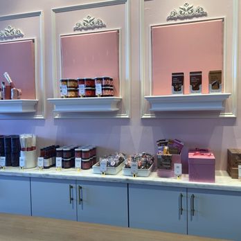 Ginger Elizabeth Chocolates - Chocolate bar, jars, box of goods and gifts - Chocolatiers & Shops Near Me - Folsom, California