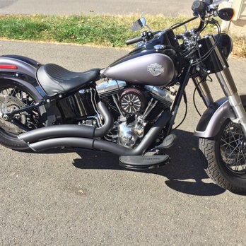 Brooks Cycles - Vance and Hines 2-2. FP3 fuel pack. Extreme machine stiletto air cleaner - Motorcycle Repair Near Me - Chantilly, Virginia