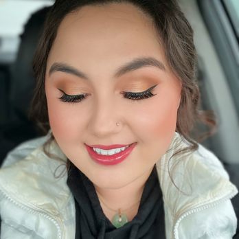 The Red Stiletto - Makeup trial test for my big day! - Makeup Artists Near Me - Fort Wayne, Indiana