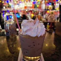 Arny's 2.0 Lounge And Bottle Shop - Salted Carmel White Russian