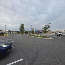 Yorktown Plaza