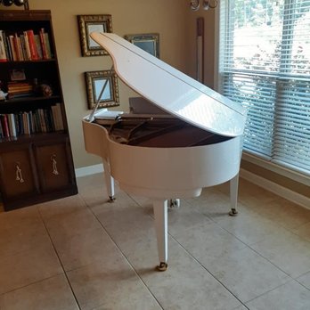 Cabot Moving and Delivery - beautiful baby grand - Movers Near Me - Cabot, Arkansas