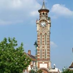 Epsom & Ewell Cars - The Clocktower
