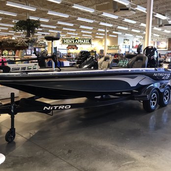 Bass Pro Shops - Bass boat - Boating Near Me - Tampa, Florida Bass Pro Shops - Bass boat - Boating Near Me - Tampa, Florida