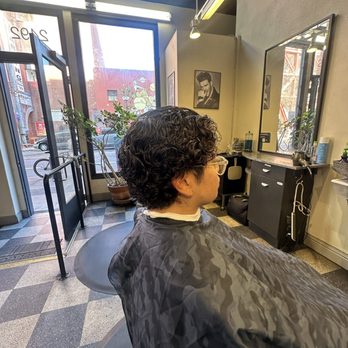 Edge Hair Salon - Hair Salons Near Me - Berkeley, California