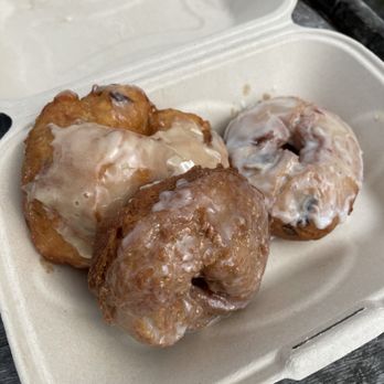 9th & Hennepin - 3 donuts - Donuts Near Me - Seattle, Washington