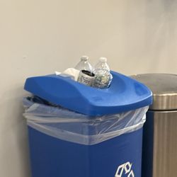 LEVEL Fitness Clubs - Pelham - Garbage all over