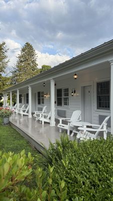 The White Hart by null
