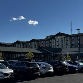 Great Wolf Lodge - Front of building - Water Parks Near Me - Perryville, Maryland