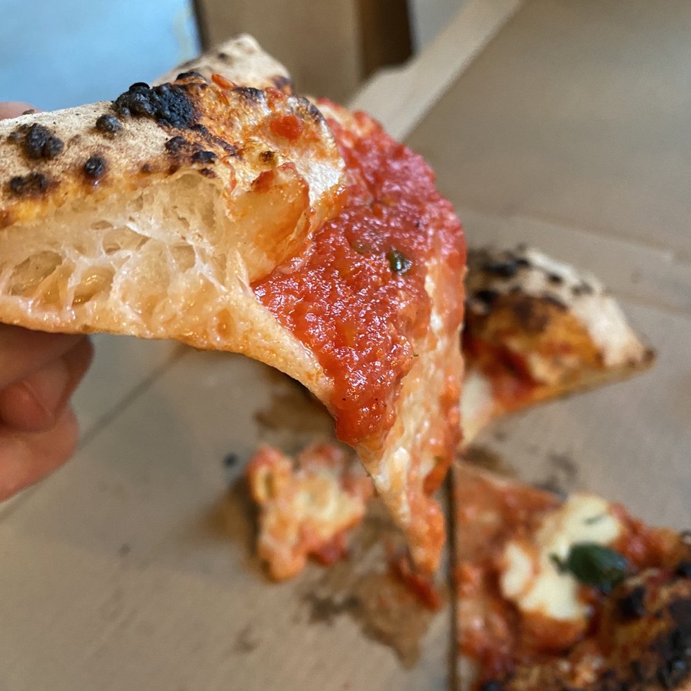 Mentone - Thin crust but not not crispy ... total fail - Italian Near Me - Aptos, California