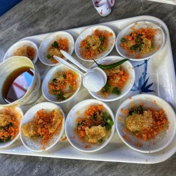 Hoai Hue Restaurant - Bánh bèo chén steamed rice cake with ground shrimp topping, sweet fish sauce - Vietnamese Near Me - San Diego, California Hoai Hue Restaurant - Bánh bèo chén steamed rice cake with ground shrimp topping, sweet fish sauce - Vietnamese Near Me - San Diego, California
