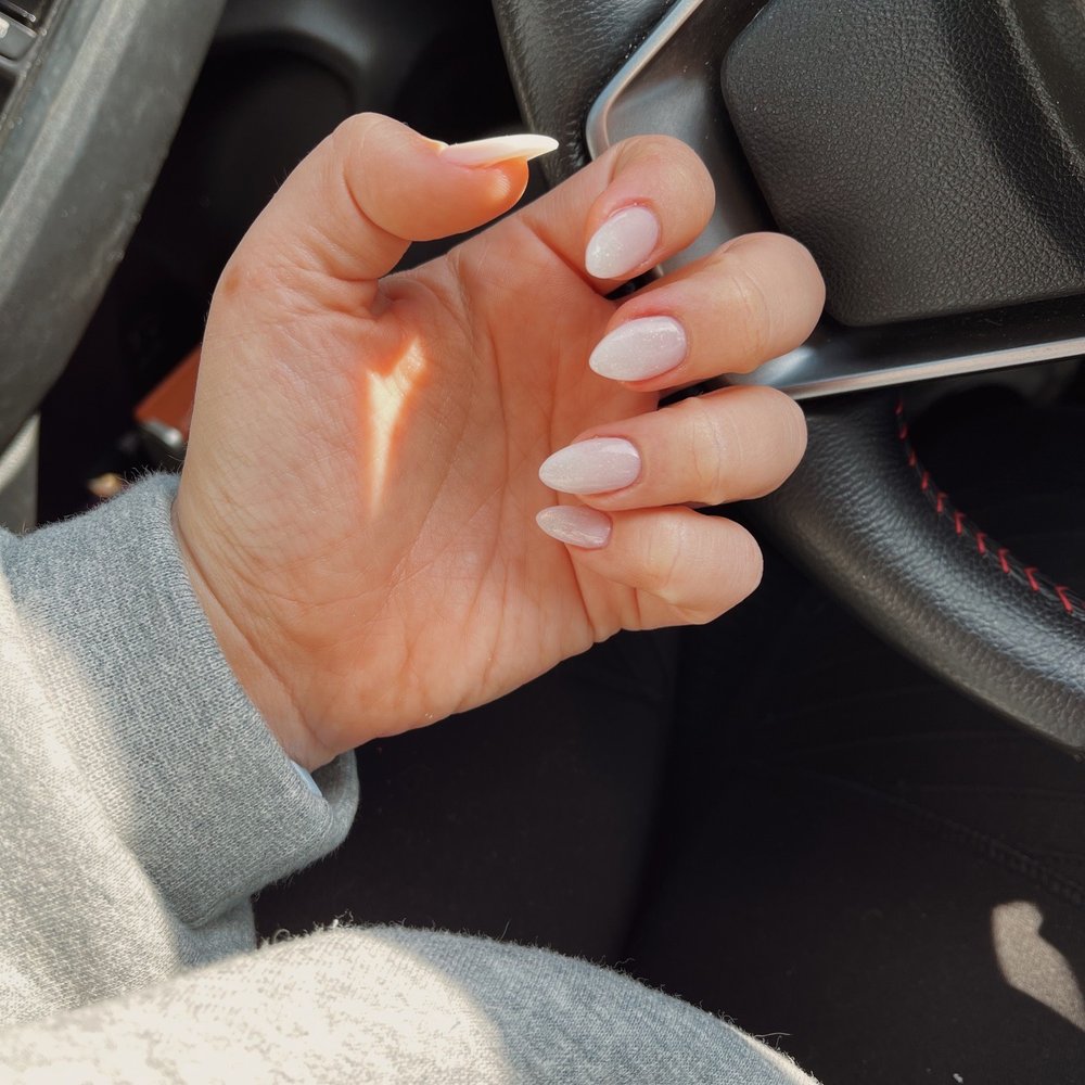 Maxiam Nail Bar - almond shape ombre - Nail Salons Near Me - Euless, Texas