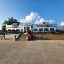 Twisted Burger Diner - Super cool diner