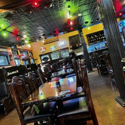 Jalisco's Mexican Grill Restaurant - Dining room