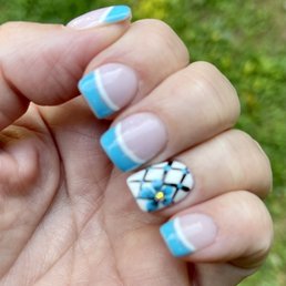 Acrylic nails