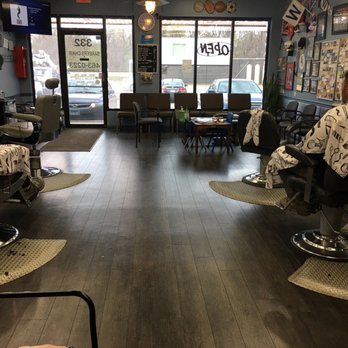 Barber's Chair - Barbers Near Me - New Lenox, Illinois
