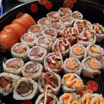 Ottawa Delivery Sushi - Red dragon roll, spicy salmon, spicy white tuna roll, crispy chicken roll, and spicy crab roll. - Japanese Near Me - Ottawa, Ontario Ottawa Delivery Sushi - Red dragon roll, spicy salmon, spicy white tuna roll, crispy chicken roll, and spicy crab roll. - Japanese Near Me - Ottawa, Ontario